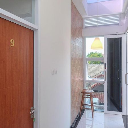 فندق Reddoorz Syariah @ Tlogosari Semarang Alastuwo المظهر الخارجي الصورة