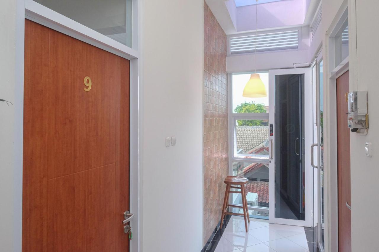 فندق Reddoorz Syariah @ Tlogosari Semarang Alastuwo المظهر الخارجي الصورة