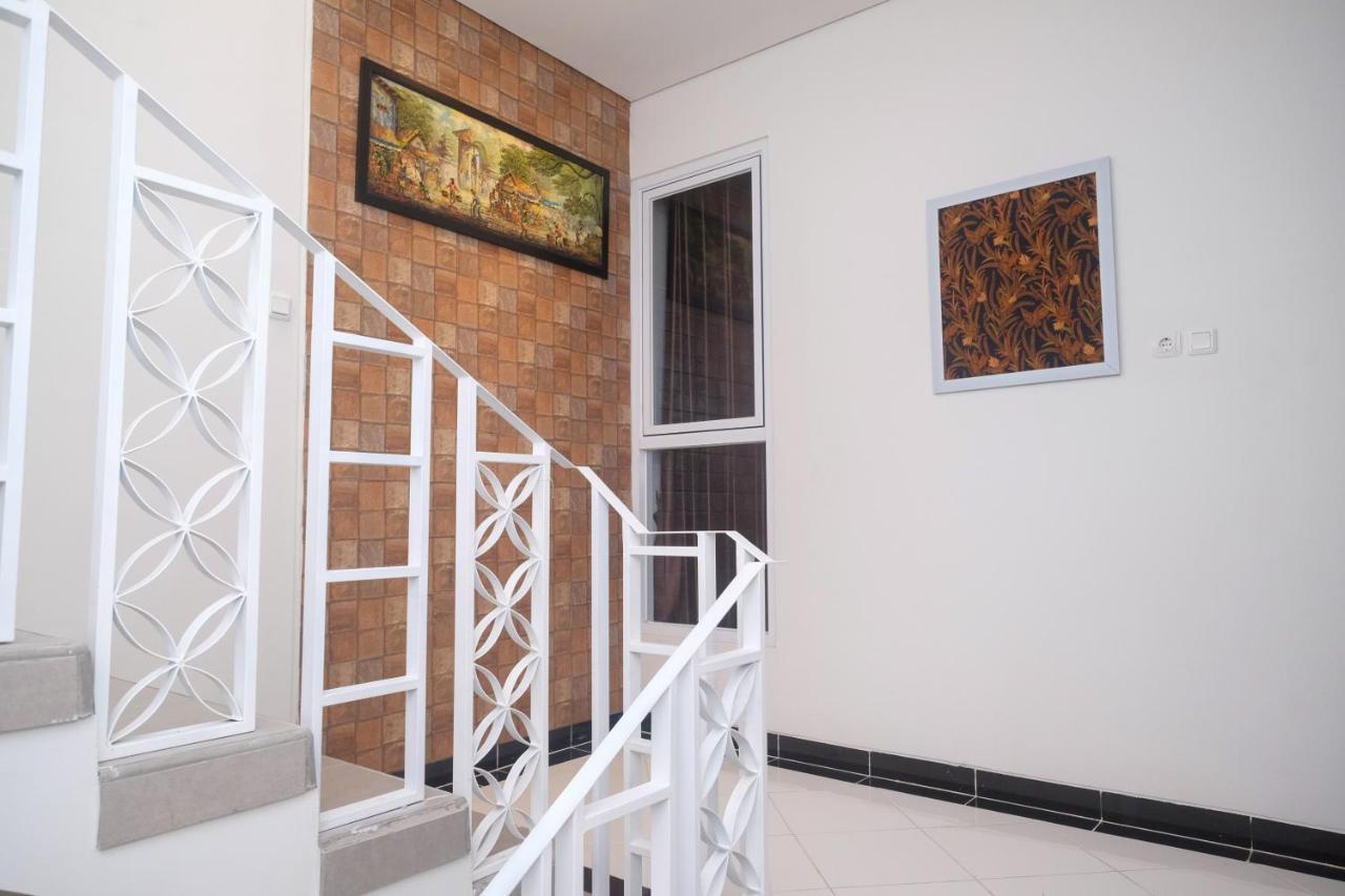 فندق Reddoorz Syariah @ Tlogosari Semarang Alastuwo المظهر الخارجي الصورة