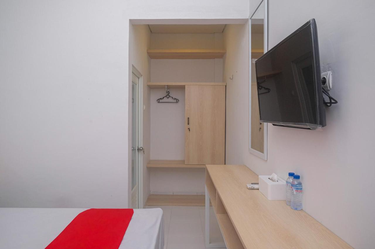 فندق Reddoorz Syariah @ Tlogosari Semarang Alastuwo المظهر الخارجي الصورة